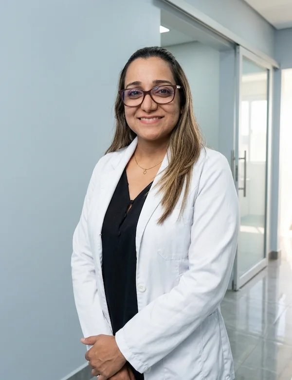 Dra. Claudia Nieves — Endocrinología